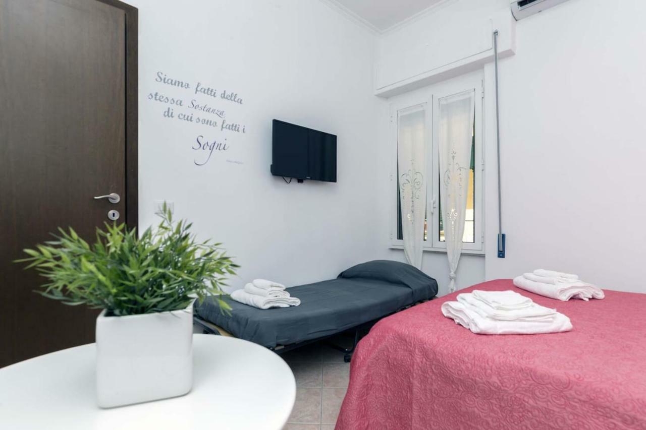 Il Cortiletto Di Via Tuscolana Apartment Rome Bagian luar foto
